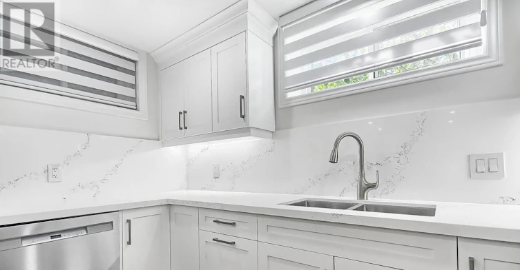 LOWER-1087 Orchard Road, Mississauga, ON, L5E 2N7 - 12