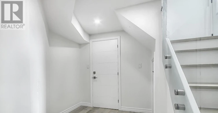 LOWER-1087 Orchard Road, Mississauga, ON, L5E 2N7 - 5