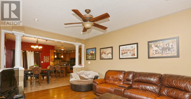 21 Perkins Drive, Brampton, ON, L7A 3W2 - 4