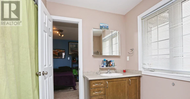21 Perkins Drive, Brampton, ON, L7A 3W2 - 14