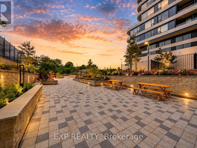 235-8188 Yonge Street - 4