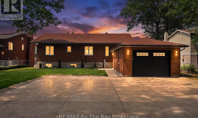 1434 River Road W