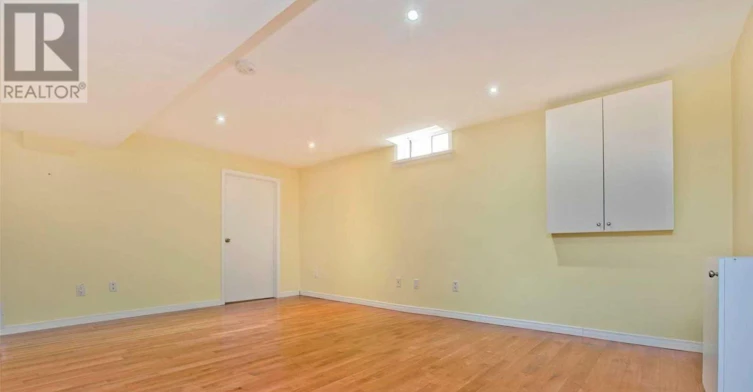 23 Baltic Street, Richmond Hill, ON, L4B 4H8 - 12