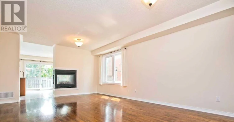 23 Baltic Street, Richmond Hill, ON, L4B 4H8 - 3