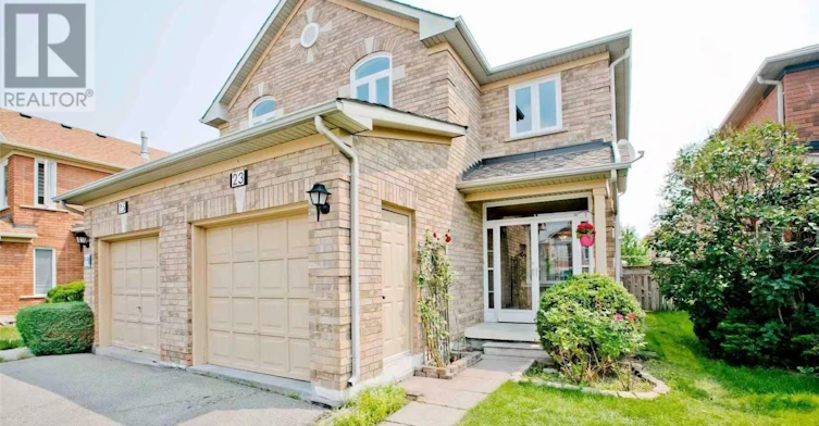 23 Baltic Street, Richmond Hill, ON, L4B 4H8 - 2