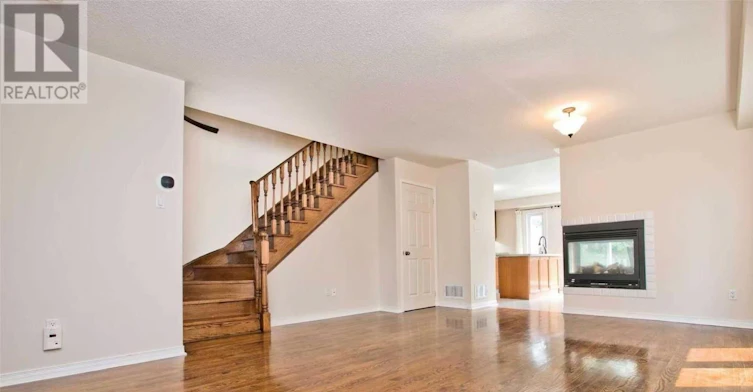 23 Baltic Street, Richmond Hill, ON, L4B 4H8 - 5
