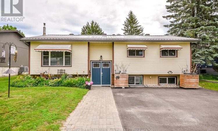 38 Andrea Crescent