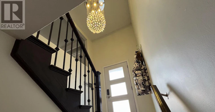 41 Lavina Crescent, Hamilton, ON, L9C 5S7 - 3