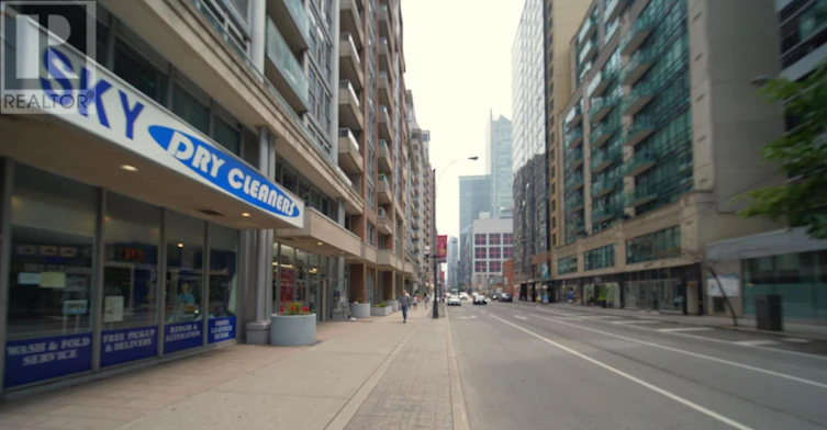 222 Frnshed 270 Wellington St Street W, Toronto, ON, M5V 3P5 - 21