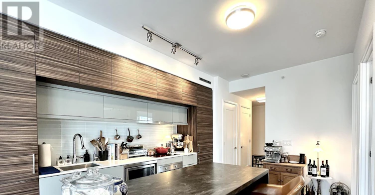 2502-88 Scott Street, Toronto, ON, M5E 0A9 - 9