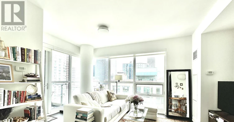 2502-88 Scott Street, Toronto, ON, M5E 0A9 - 11