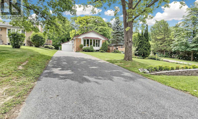 49 Bayview Parkway