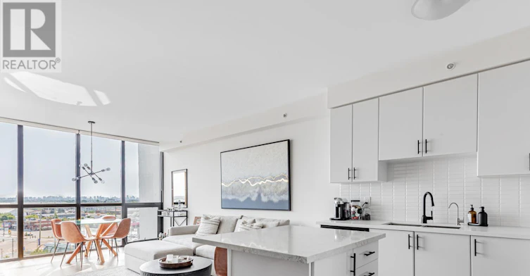 810-2900 7 Highway, Vaughan, ON, L4K 0G3
