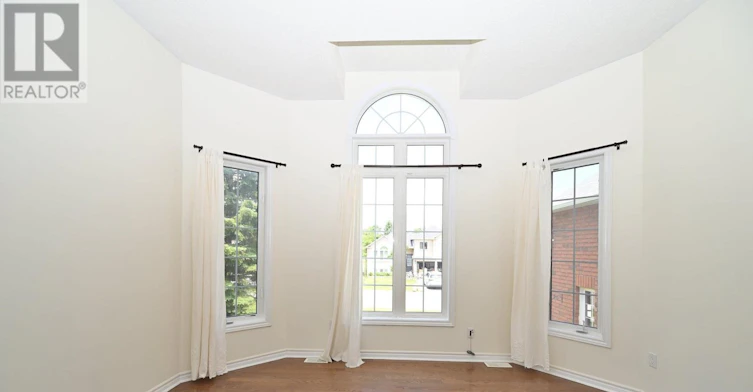 58 Bloxham Place, Barrie, ON, L4N 9K2 - 5