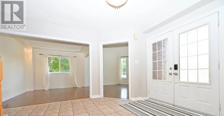 58 Bloxham Place, Barrie, ON, L4N 9K2 - 4