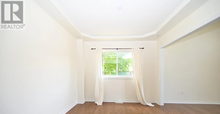 58 Bloxham Place, Barrie, ON, L4N 9K2 - 6