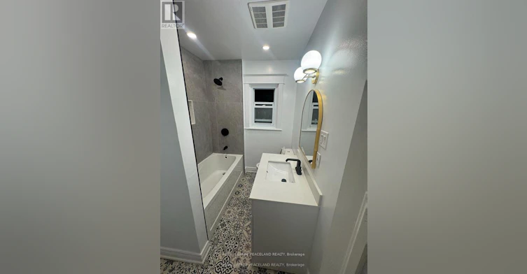 50 Manor Road E, Toronto, ON, M4S 1P8 - 5