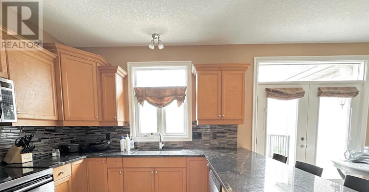 407 Kingbird Court, London, ON, N5X 4H6 - 6
