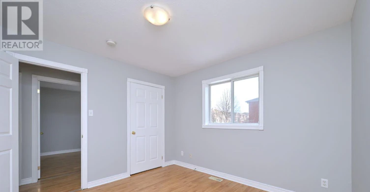 1 Violet Street, Barrie, ON, L4N 9N1 - 10