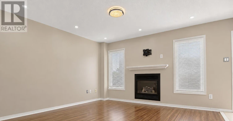 11 Marcay Street, Ottawa, ON, K2G 6X3 - 8