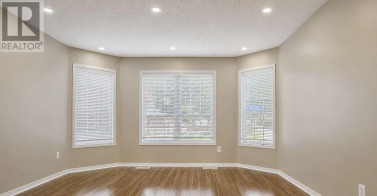 11 Marcay Street, Ottawa, ON, K2G 6X3 - 4