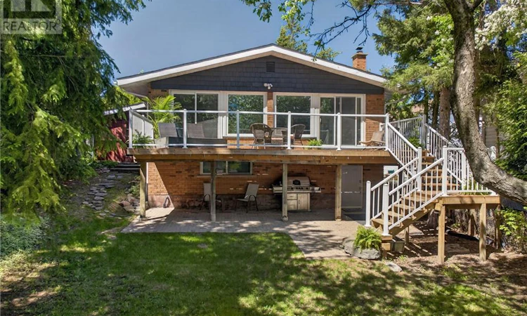 27 Nepahwin Avenue