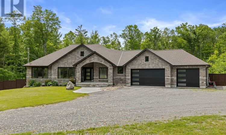 202 Richardson Road E