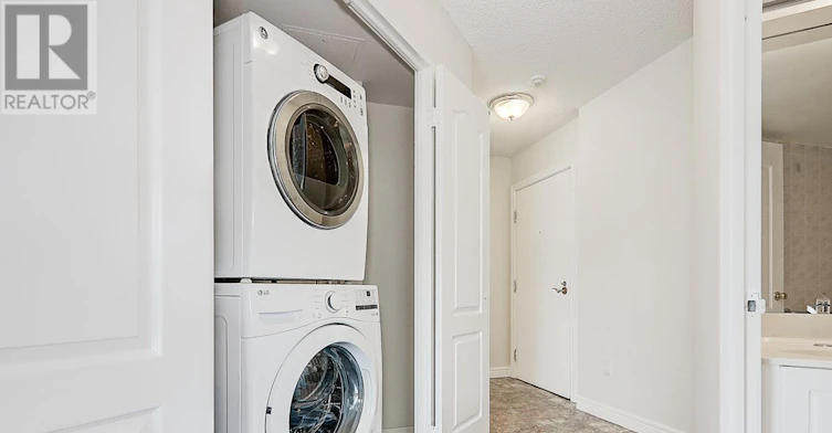 510-135 Pond Drive, Markham, ON, L3T 7V6 - 4