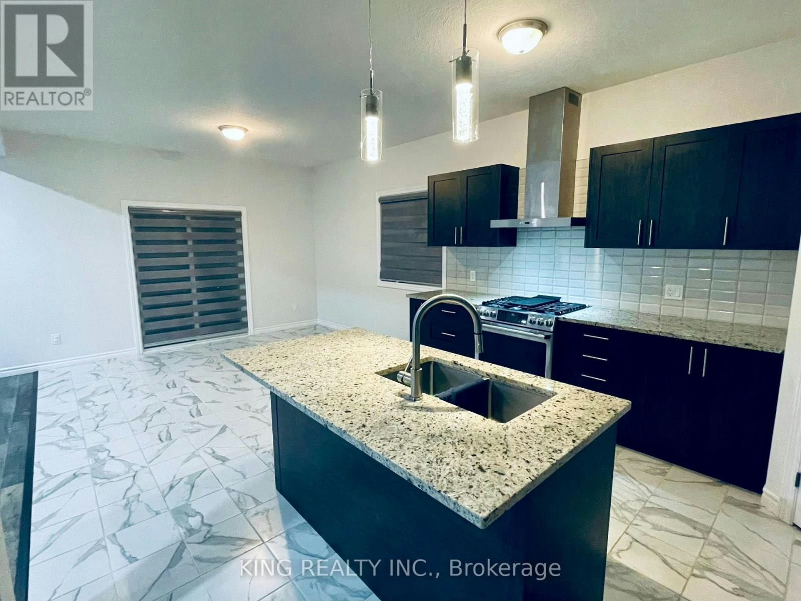 UPPER-2341 Marcel Circle, London, ON, N6M 0G5 - 10