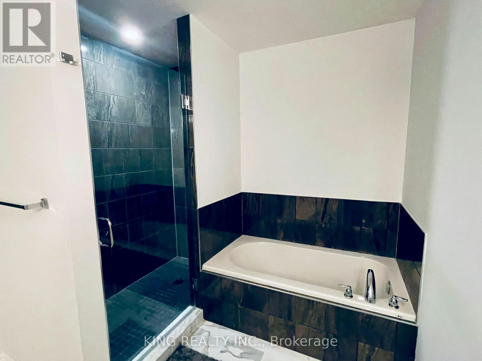 UPPER-2341 Marcel Circle, London, ON, N6M 0G5 - 27