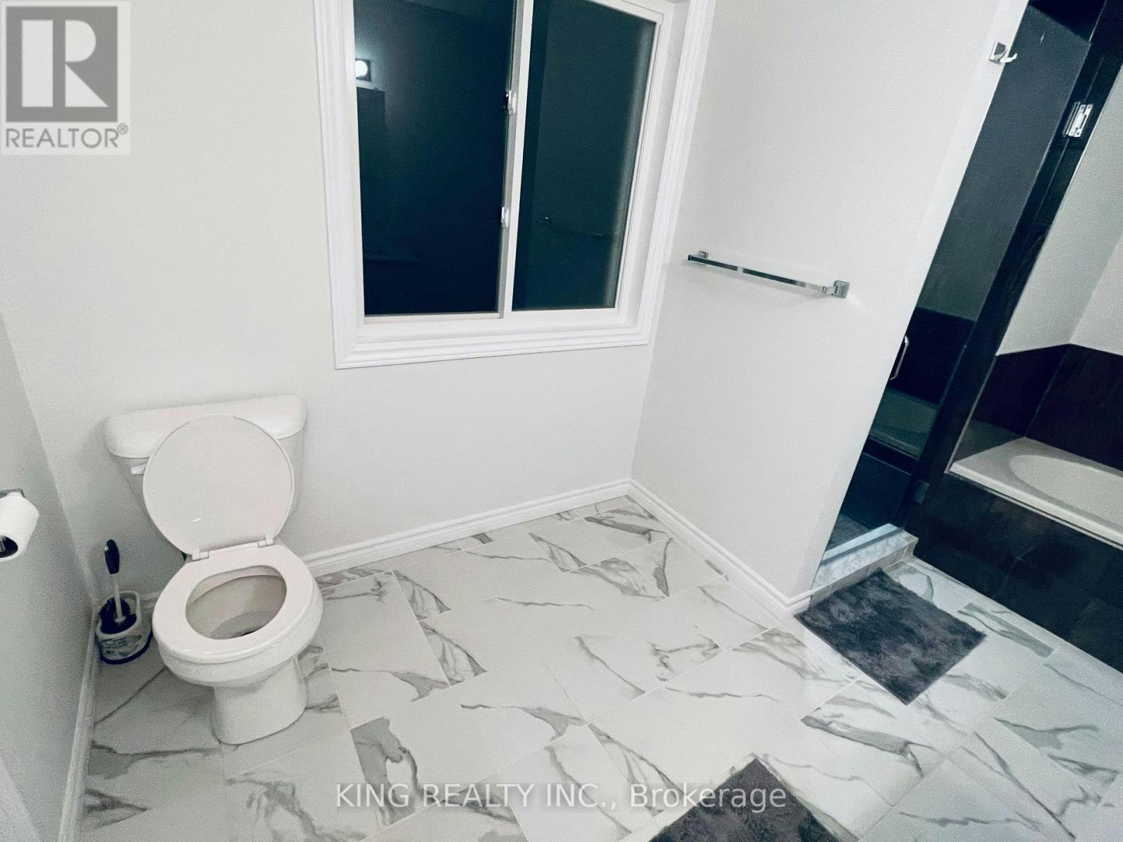 UPPER-2341 Marcel Circle, London, ON, N6M 0G5 - 24
