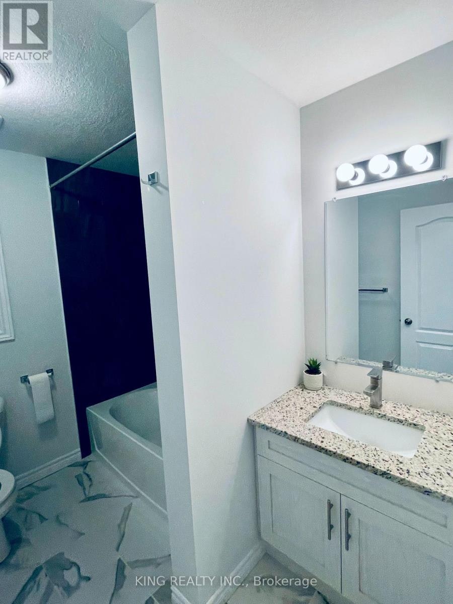UPPER-2341 Marcel Circle, London, ON, N6M 0G5 - 18
