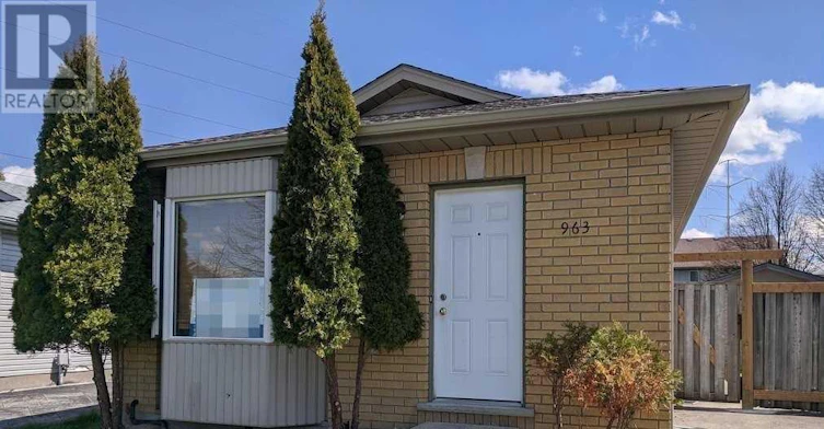 963 Prosperity Court, London, ON, N5V 5C7