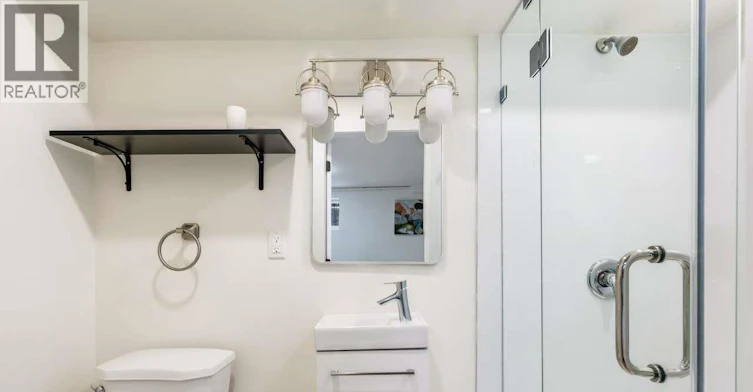 5XXX Kullahun Drive, Vancouver, BC, V6N 2E5 - 8