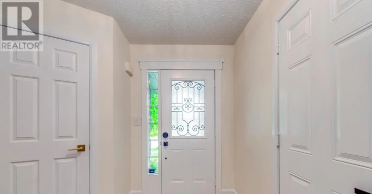64 Templewood Drive, Kitchener, ON, N2R 1X3 - 4