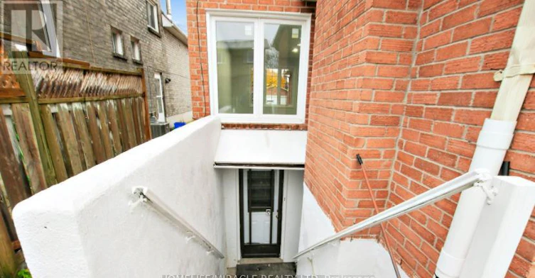 BASEMENT-204 Delaney Drive, Ajax, ON, L1T 2B4 - 4