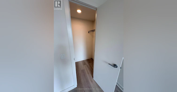 204-385 Winston Road W, Grimsby, ON, L3M 0J2 - 12