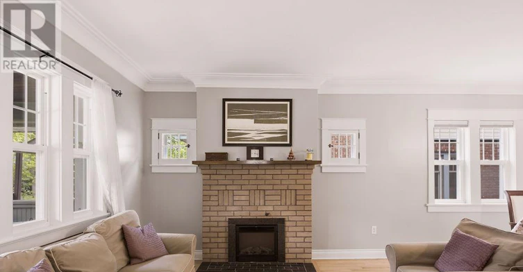 94 Marlborough Avenue, Ottawa, ON, K1N 8E9 - 5
