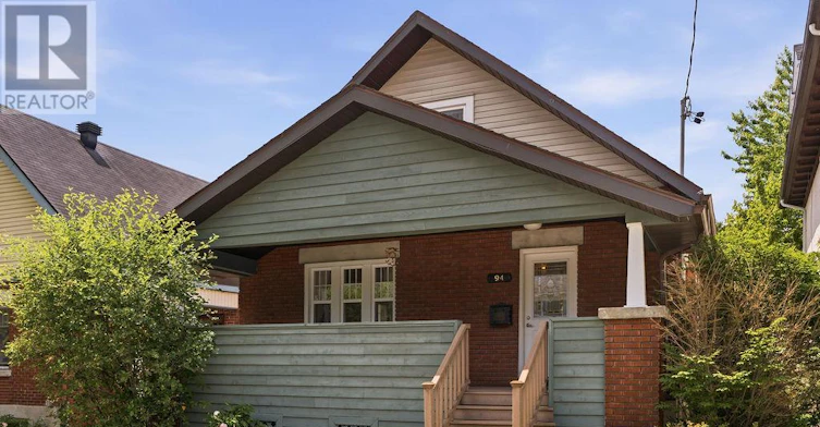 94 Marlborough Avenue, Ottawa, ON, K1N 8E9