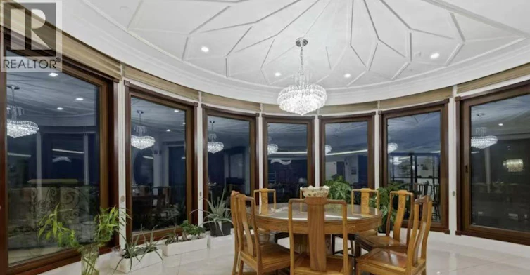 Main And Above 1xxx Chartwell Drive, Vancouver, BC, V7S 2R4 - 2