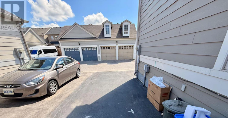 COACH HOUSE-15 William Gaspar Court, Markham, ON, L6B 1H8 - 3