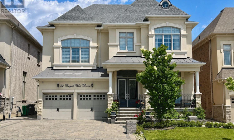 47 Royal West Drive