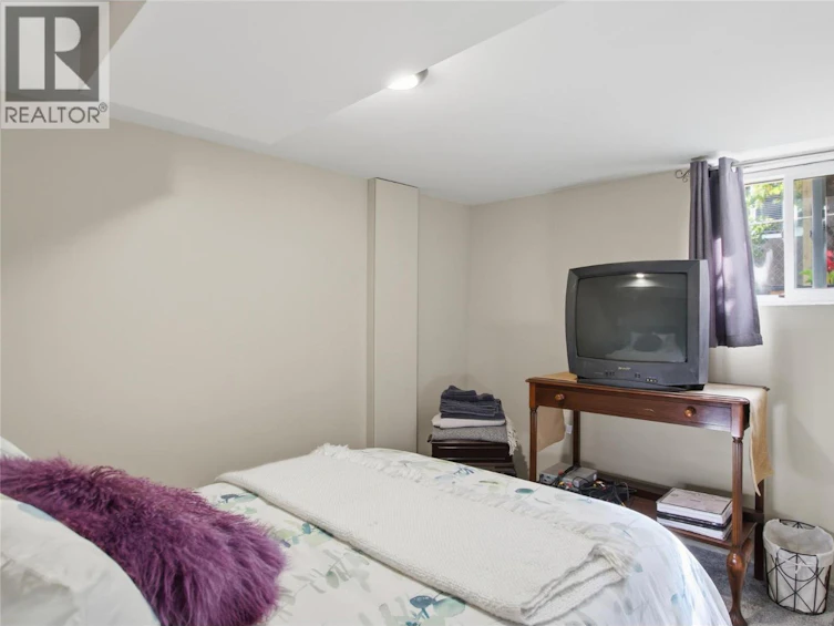883 St Paul Street, Kamloops, BC, V2C 2K6 - 35