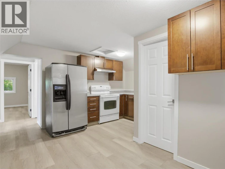 168 Yew Street, Kamloops, BC, V2B 3Z9 - 17