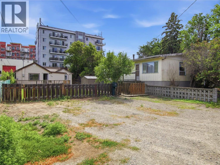 168 Yew Street, Kamloops, BC, V2B 3Z9 - 10