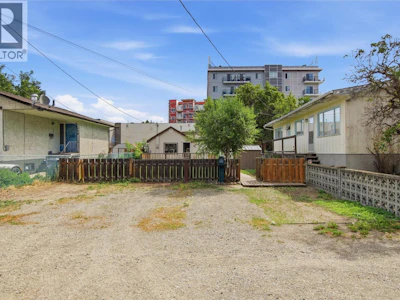 168 Yew Street - 3