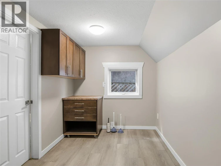 168 Yew Street, Kamloops, BC, V2B 3Z9 - 21