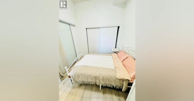 2807-395 Bloor Street E, Toronto, ON, M4W 1H7 - 18