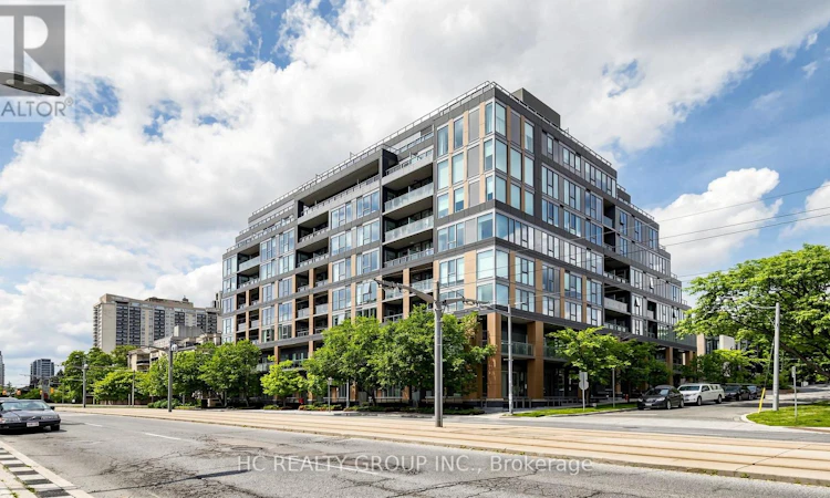 701-6 Parkwood Avenue