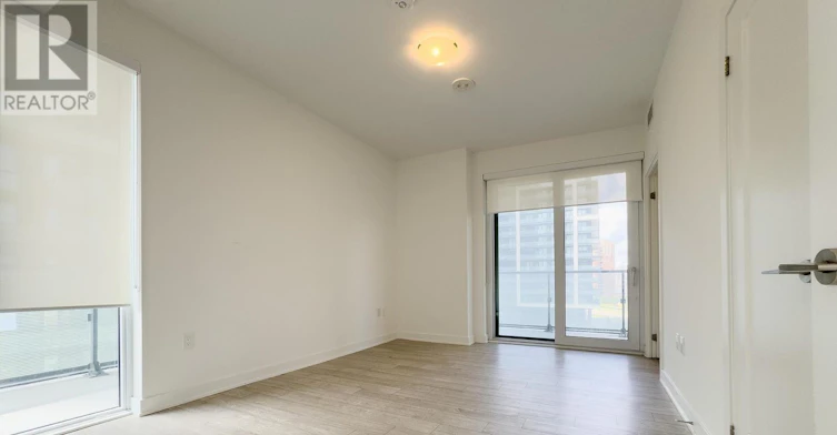 703-105 Oneida Crescent, Richmond Hill, ON, L4B 0B1 - 3